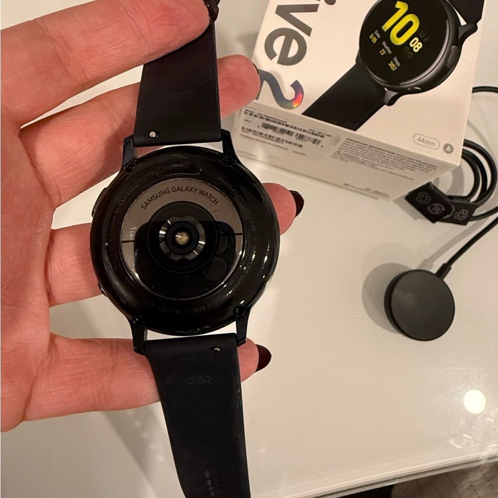 Samsung Galaxy Watch Active2 - Midnight Black - Picture 2 of 3